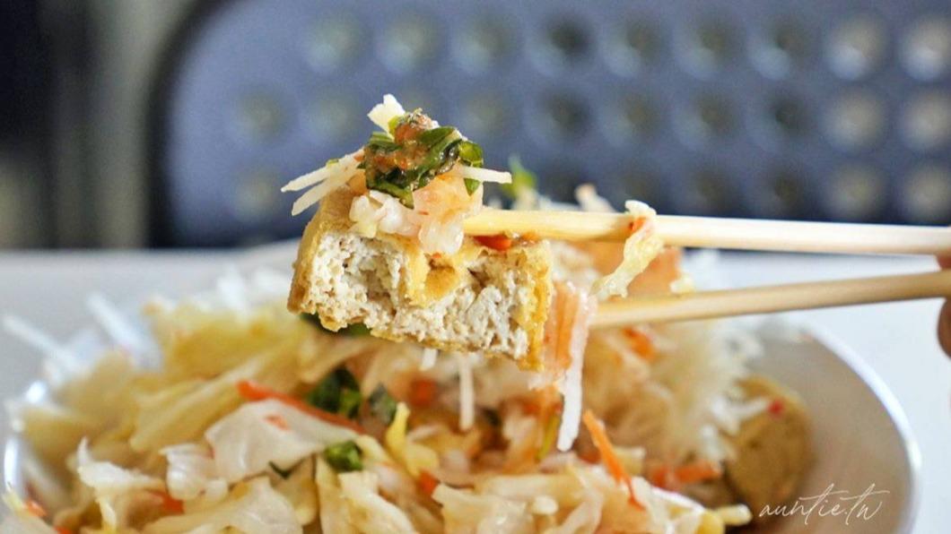 「臭豆腐界王者」開新店!酥脆豆腐、爽口泡菜 試營運搶先看