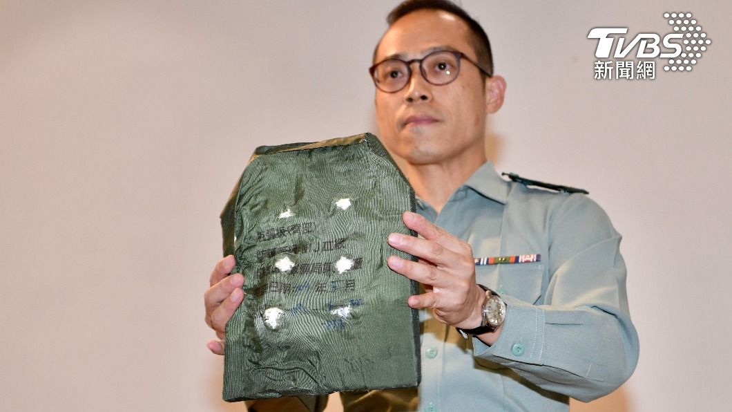 直擊／國軍實彈測試「抗彈板」畫面曝光　狂射6發未貫穿