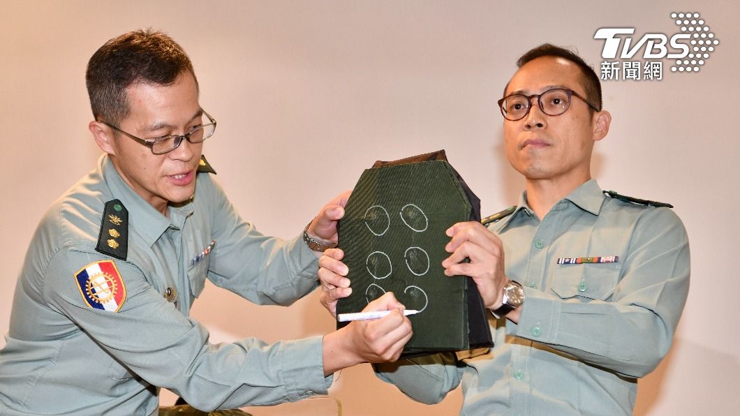 國防部今日在宜蘭大福兵器試驗廠進行三級抗彈板實彈鑑測。(圖/胡瑞麒攝)