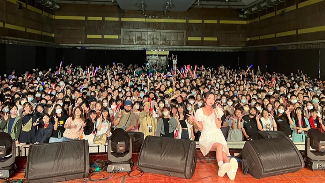 陳華短短半年就累積100場校園巡演,氣勢相當驚人。(圖/鮪魚肚影音提供)