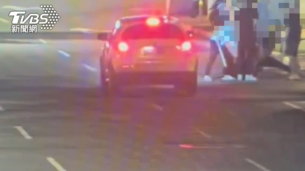欠50萬不還!約路邊談判男當街遭扁押上車 警緊急圍捕