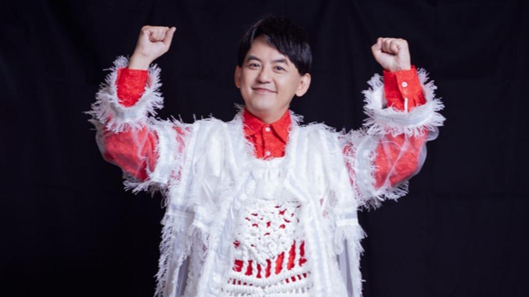 黃子佼道歉文「不見藍勾勾洗版」!金曲歌王留3符號挨轟:情勒被害人