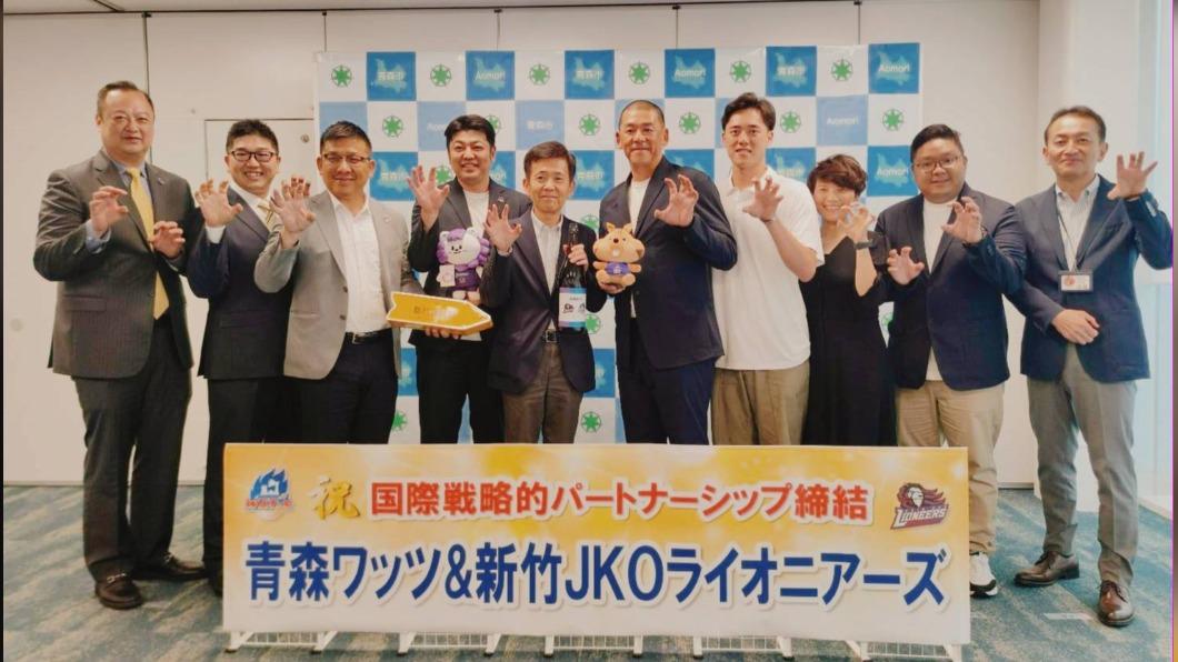 青森熱力和攻城獅簽約成為姐妹隊。（圖／球團提供）