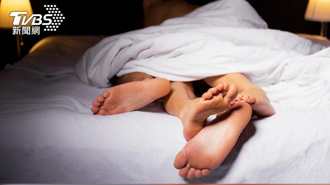 女友曾跟好兄弟上床!他想過程喊痛苦 網全不挺:你的問題