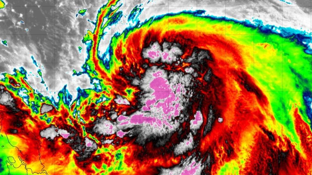 颱風杜蘇芮貫穿台灣!全台「颱風假」機率曝 這2天雨最大