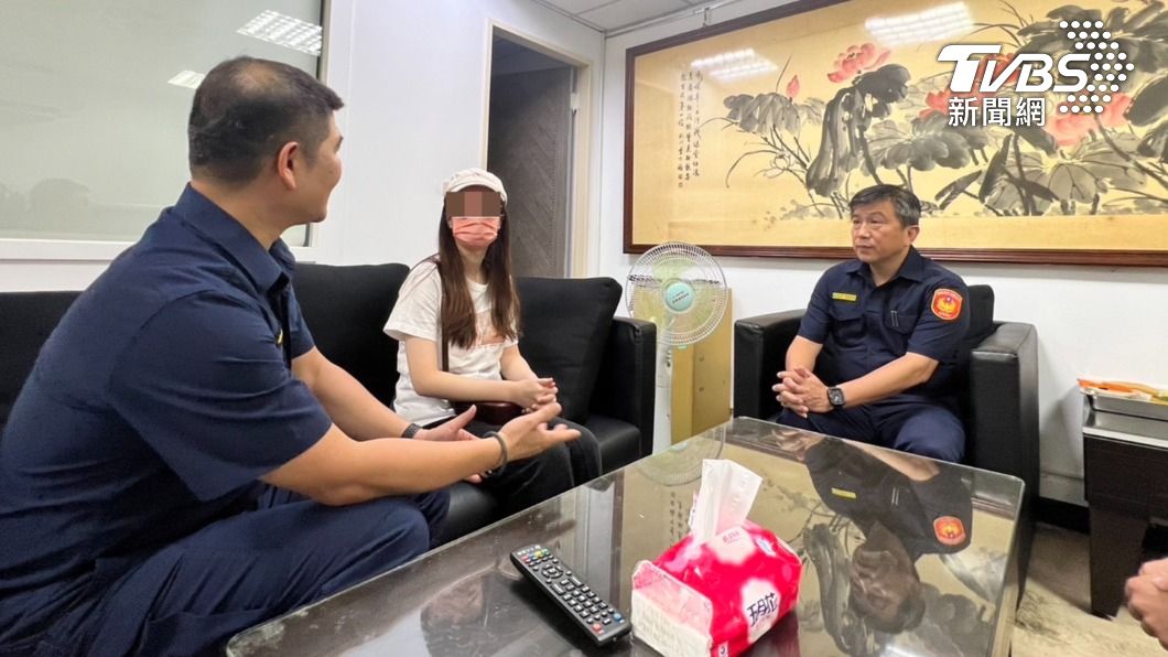 女兒因遲遲等不到母親回家，向警方報案協尋其母親為失蹤人口，經比對發現與1女無名屍相符。（圖／TVBS）