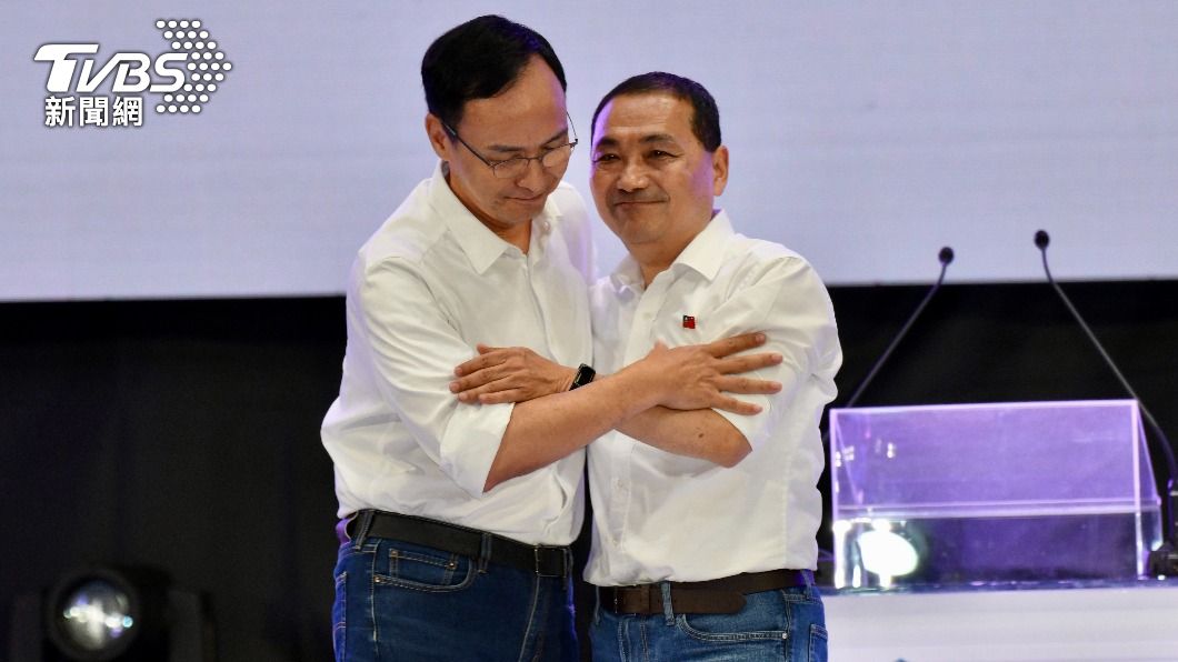 新北市長侯友宜今（23）日正式接受國民黨全代會提名，成為2024總統參選人。（圖／胡瑞麒攝）