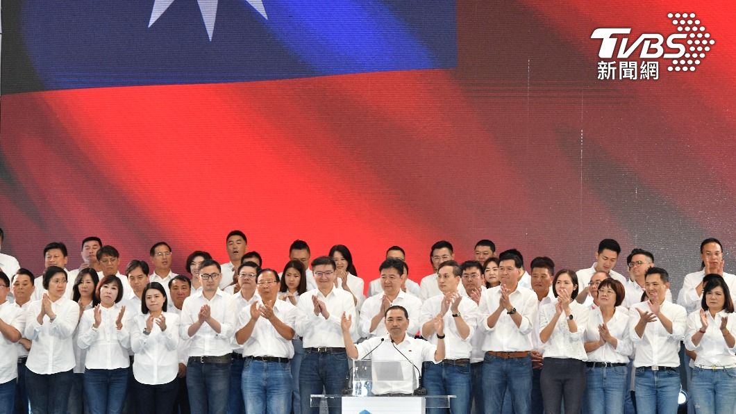 國民黨全代會無異議鼓掌通過提名侯友宜參選2024總統。（圖／胡瑞麒攝）