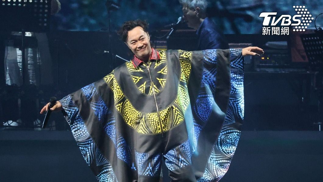 才在台上分享心情!陳奕迅看見「歌迷走了」 真實反應曝光