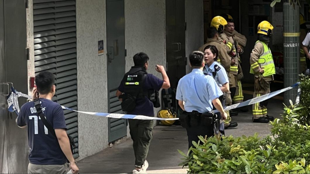 起火原因警方還在調查當中。(圖/香港01)