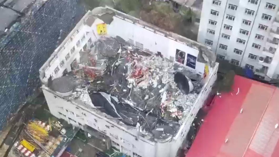 陸中學女排隊暑假來練球 竟遇體育館屋頂坍塌釀11死