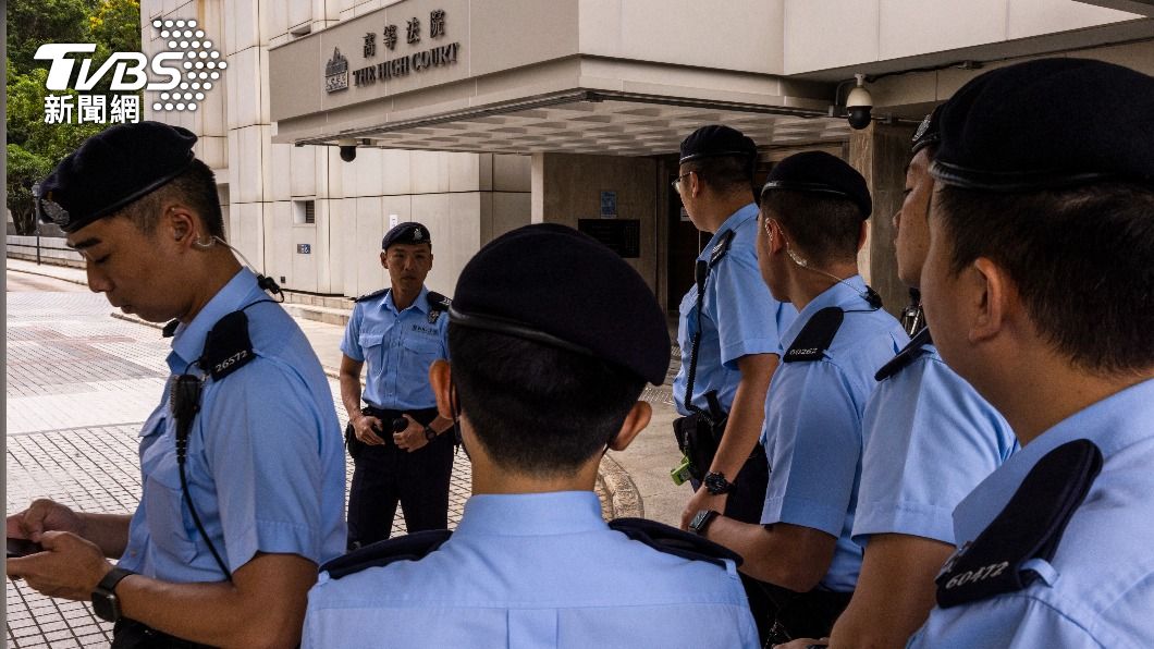 港警調查羅冠聰等8海外港人家屬 袁弓夷長女返港被帶走