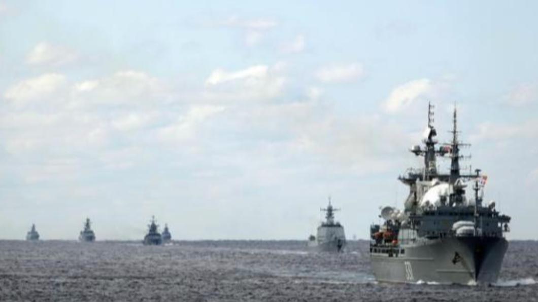 中俄9艦現蹤日本海軍演 日派機艦監視