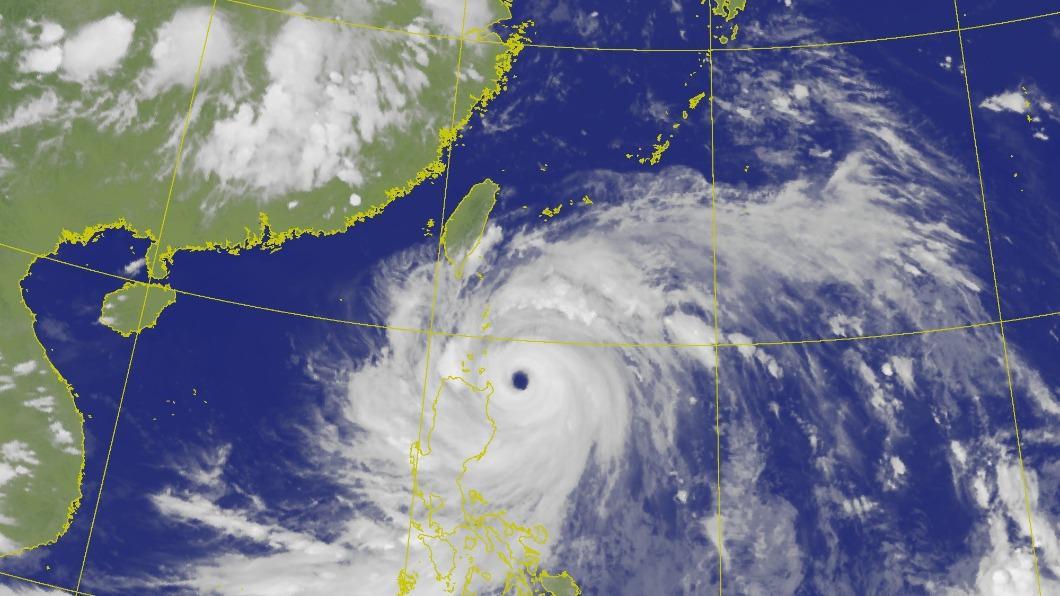 杜蘇芮目前位於菲律賓東邊海域。（圖／翻攝自中央氣象局網站）