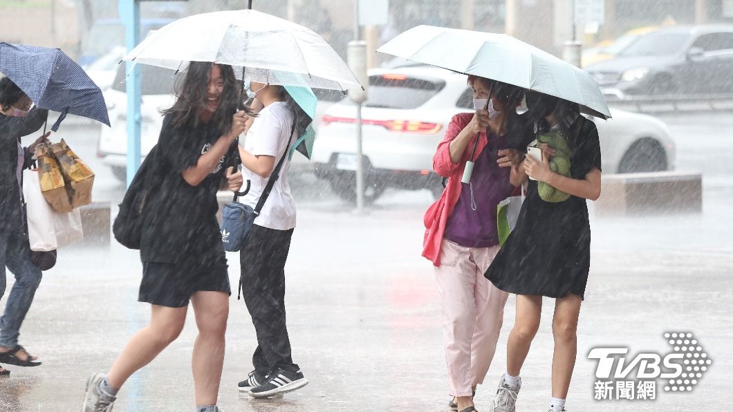 快訊/午後雨彈開炸!雙北桃11縣市大雨特報