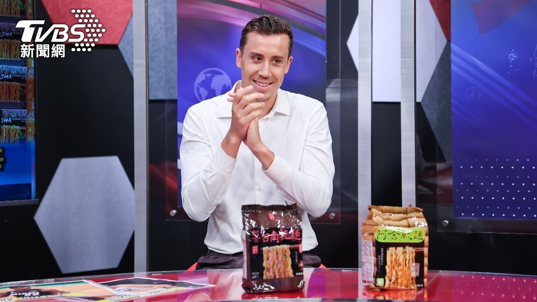 Duncan Robinson來台代言乾麵。（圖／TVBS）