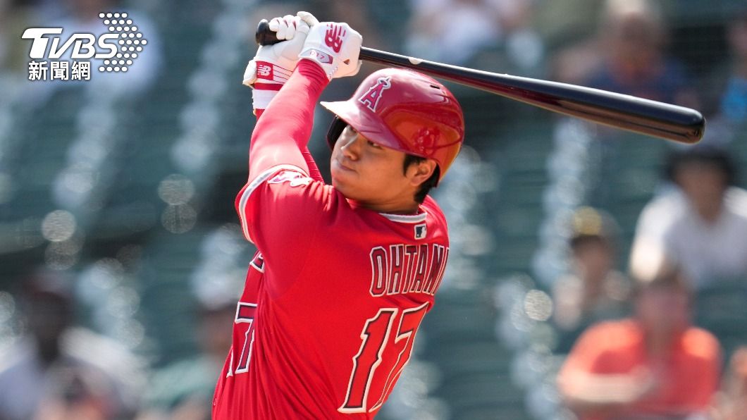 大谷在投出MLB生涯首場完封勝後,緊接著又轟出雙響炮。(圖/達志影像美聯社)
