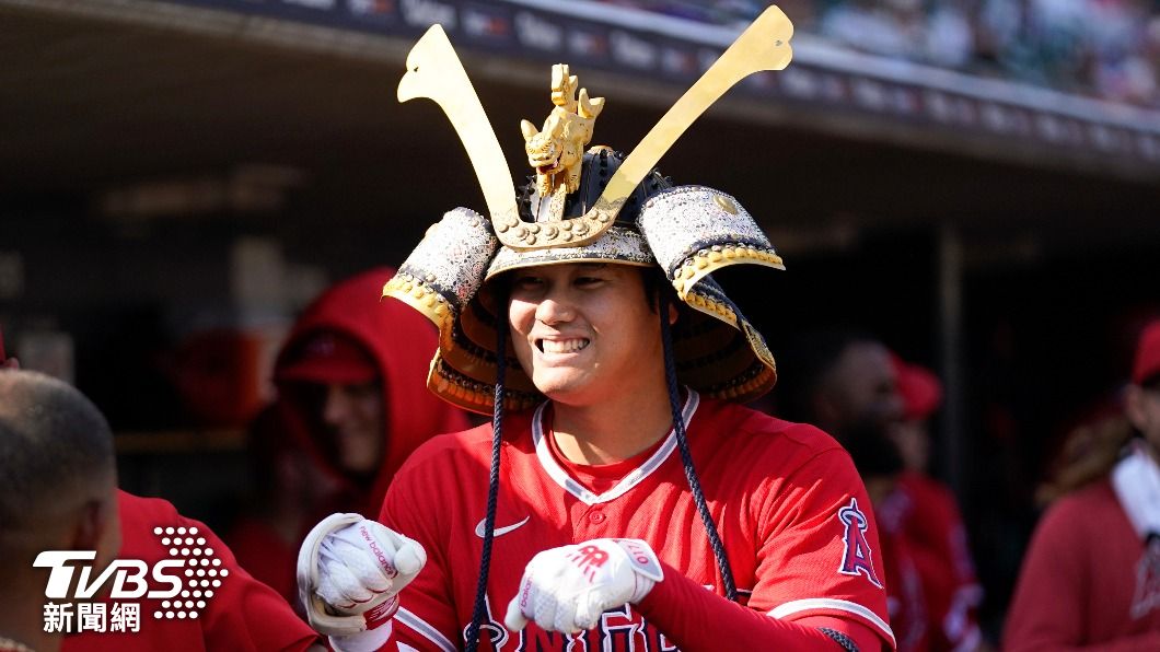 大谷翔平連續兩場出現抽筋現象,讓球迷擔心、是否會影響他後續出賽。(圖/達志影像美聯社)