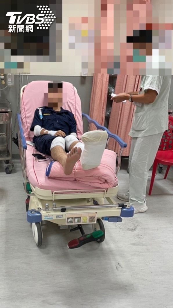楊姓員警左腳骨折、骨裂受傷,需要開刀。(圖/TVBS)