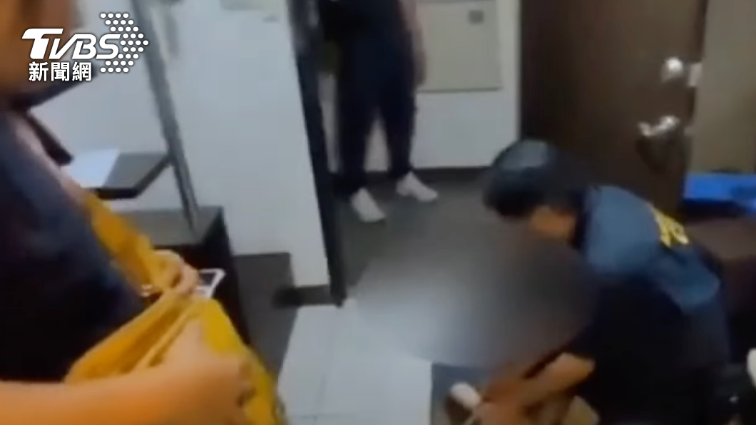 妙齡女到洗衣店洗衣...男突亮刀搶劫 落網辯:疫情害的