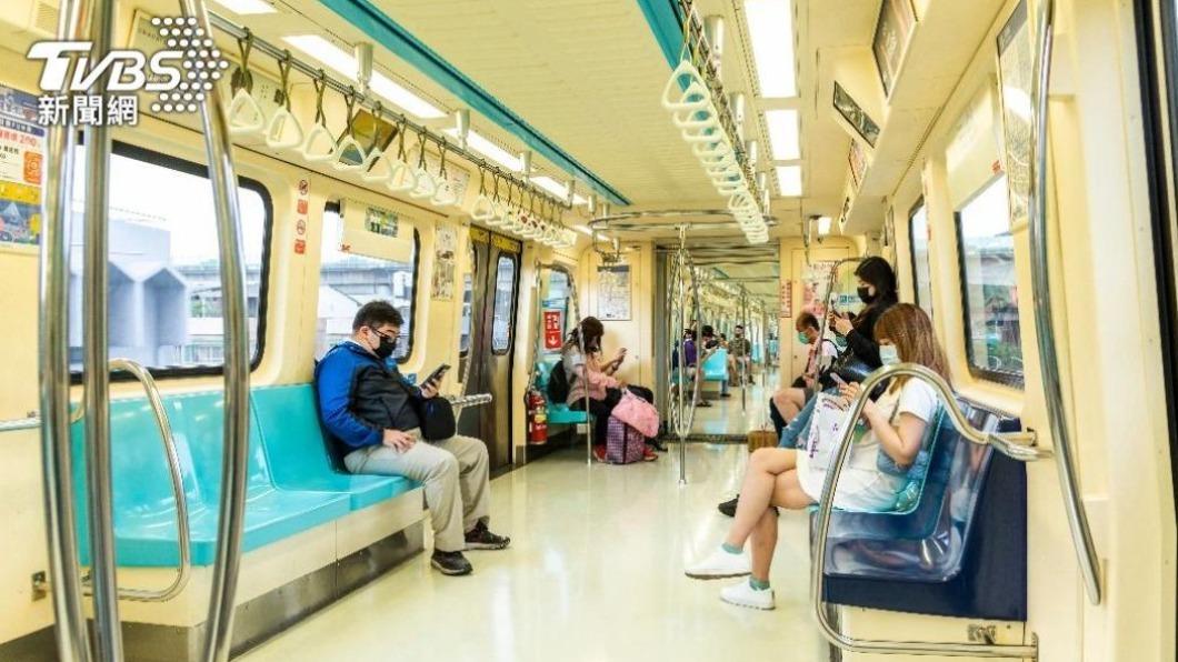 只有高鐵沒變!他搭大眾運輸崩潰「揪1共同點」 兩派網友戰翻