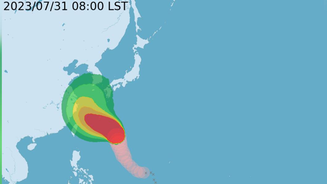 卡努恐在東海滯留後轉往東北,朝日韓方向移動。(圖/氣象局)