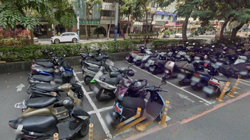 北市東區上百機車格將「塗銷」改行人徒步!鄉民兩派戰翻