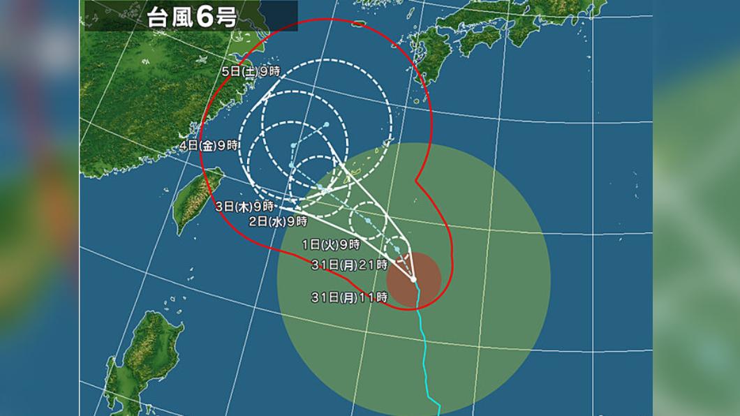 日本最新預測顯示，卡努颱風5日恐轉向，朝日本九州移動。（圖／翻攝自tenki.jp）