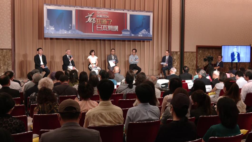 鄭弘儀跟著節目到日本辦講座。(圖/三立提供)