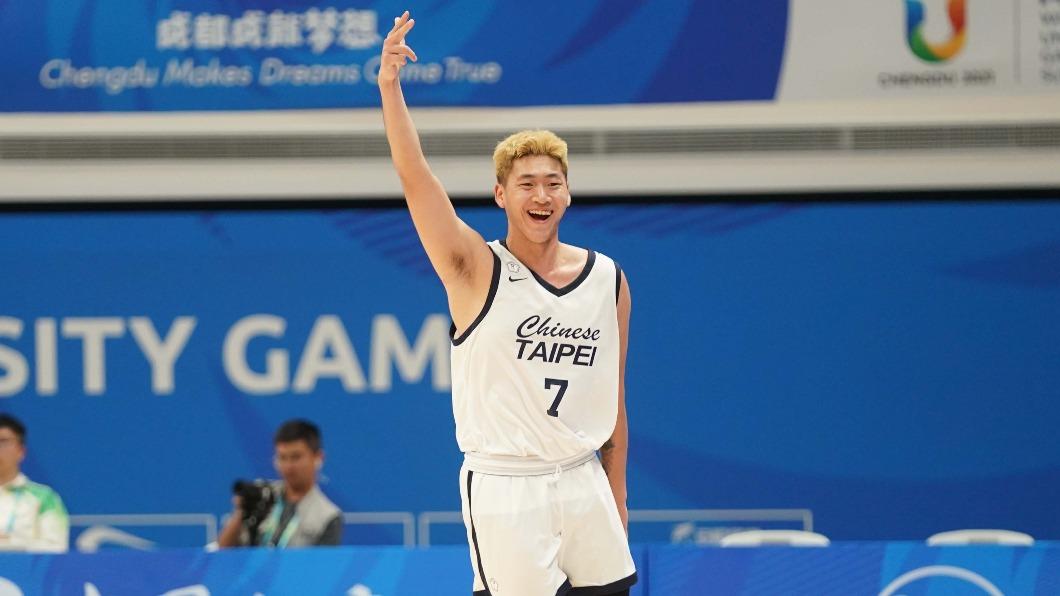世大運／中華男籃贏中國登微博熱搜　陸網崩潰：還好沒直播
