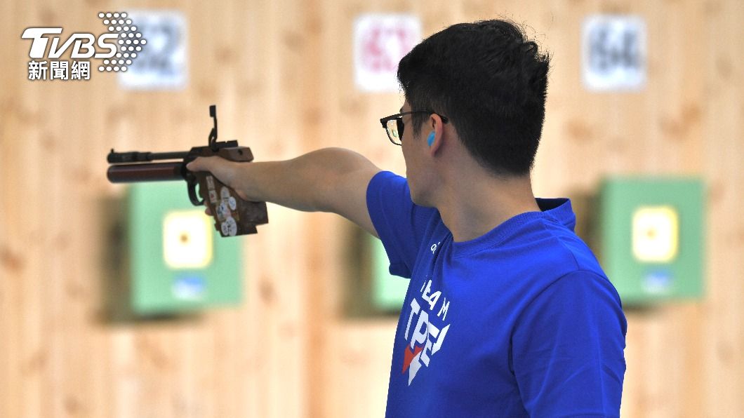 世大運射擊10公尺手槍男團選手吳承倫。（圖／胡瑞麒攝）