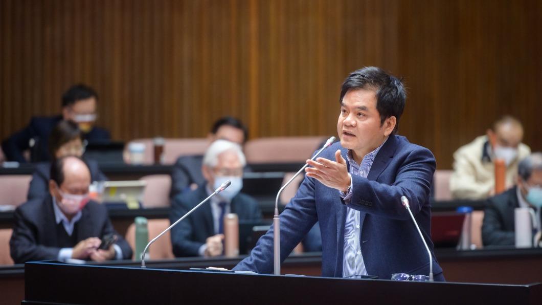 會普發現金?政院稱照特別條例編預算 綠委:府院黨決策應明快