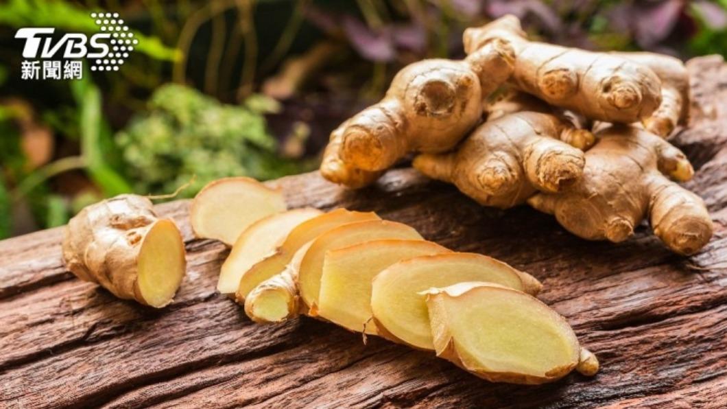 炎夏「紅黃」食物養心脾！醫推生薑加「這水果」成飲品