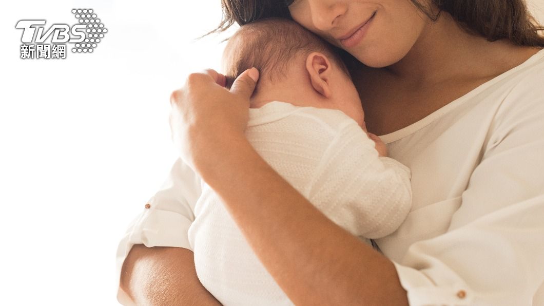 爸爸沒同意!人妻偷刻印章「孩子從母姓」 尪氣炸怒告
