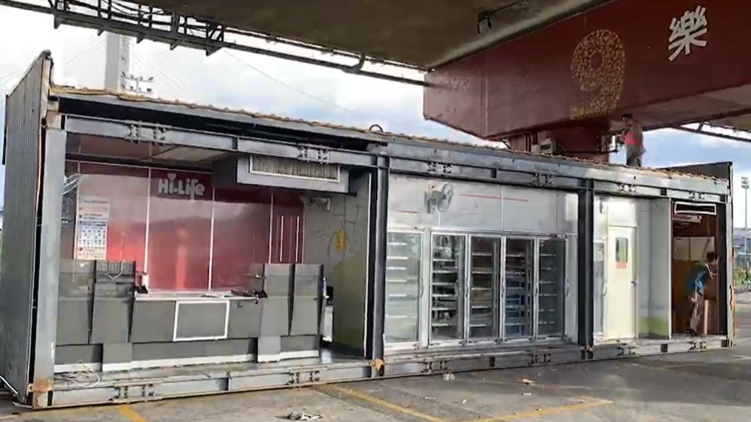 萊爾富三重美堤店遇颱風撤離。(資料照/萊爾富提供)