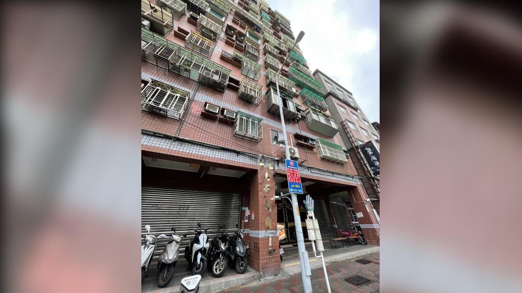 新店某社區驚傳持刀砍人案。(圖/TVBS)