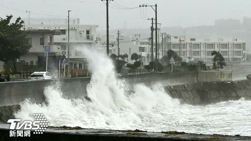 卡努襲沖繩部分地區手機斷訊 美軍氣象站雷達嚴重損毀