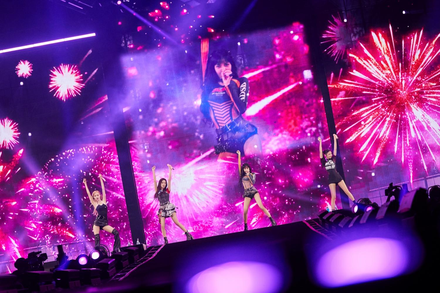 目前BLACKPINK還在進行世界巡迴。（圖／YG Entertainment提供）