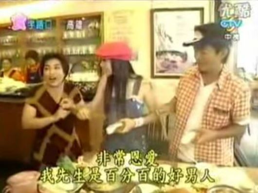 吳姊姊(左起)、徐若瑄與憲哥曾一起錄影 。(圖/翻攝網路)