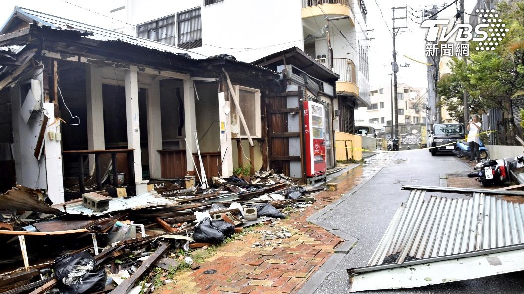 卡努颱風回頭再襲沖繩!停電3天才修好又壞 居民崩潰