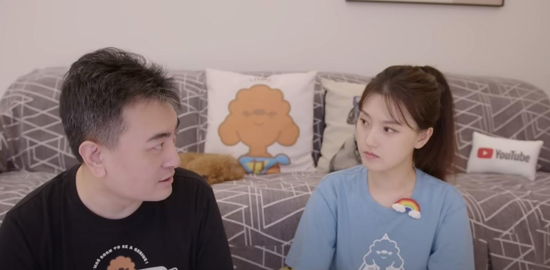 老高與愛妻小茉。（圖／翻攝自「老高與小茉 Mr & Mrs Gao」YT頻道）