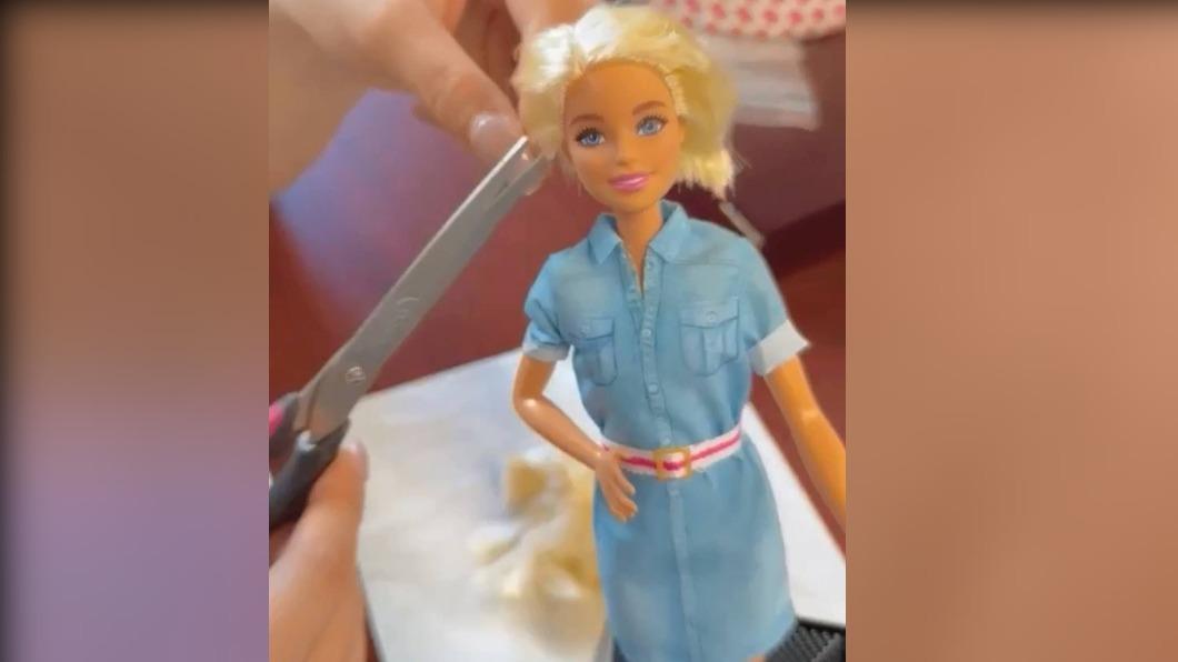 女兒準備以吳君如為原型的芭比娃娃。（圖／翻攝自吳君如IG）