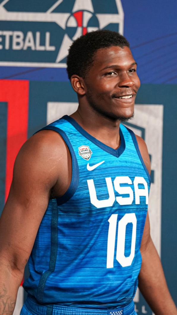 背號10的愛德華茲(圖/翻攝自X.com@usabasketball)