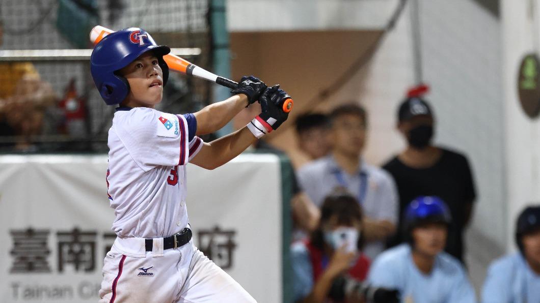 沈偉凡單場貢獻4打點，包含六局下提振士氣的兩分砲。（圖／中華棒協提供）