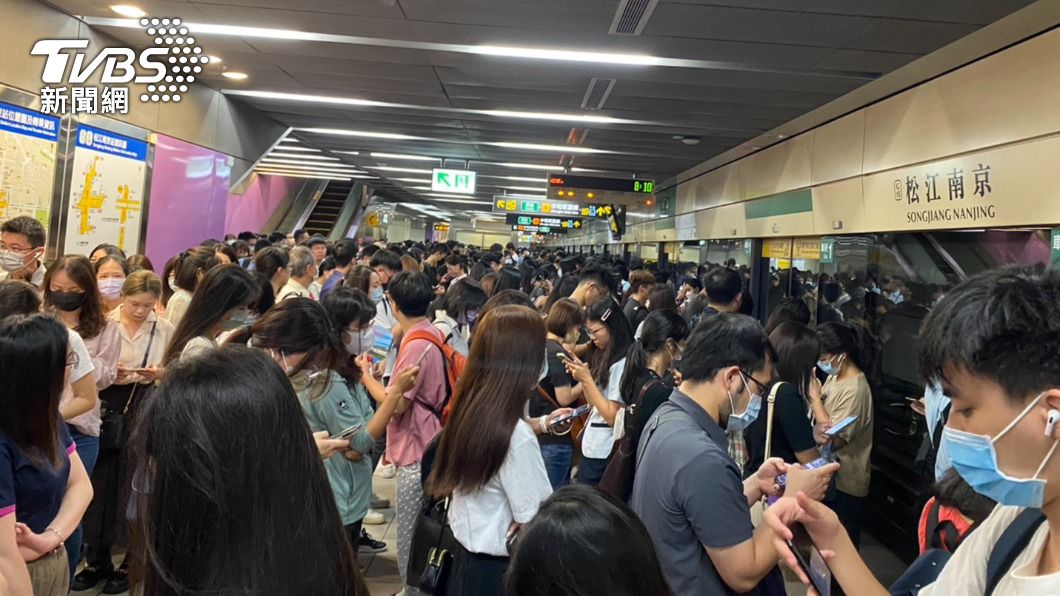 「辣台派」狠批台灣路名中國味十足 網酸:青島東路呢