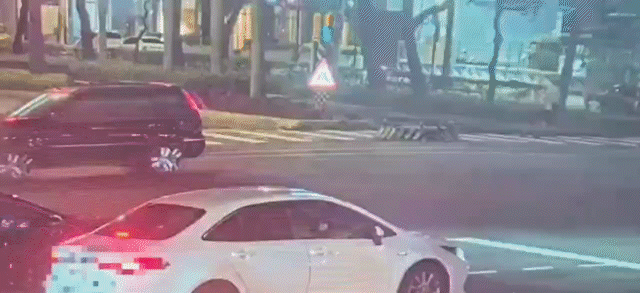 車禍過程。(圖/TVBS)