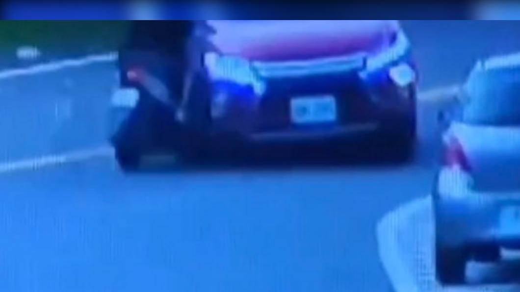 新北瑞芳休旅車撞機車 騎士死亡乘客重傷