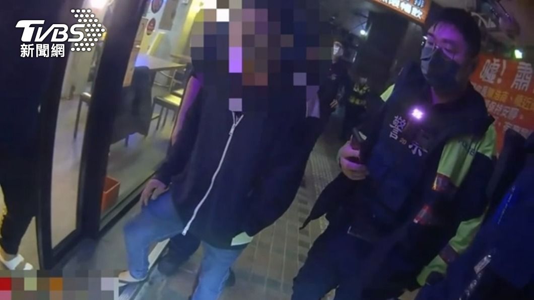 徐男和林男不滿他人聲量過大,持刀傷人被送辦。(圖/TVBS)