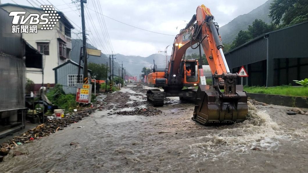 暴雨釀災多處坍方　南投仁愛鄉8日繼續停止上班上課