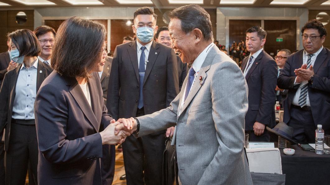 蔡英文、麻生太郎出席「凱達格蘭論壇-2023印太安全對話」開幕式。（圖／總統府提供）